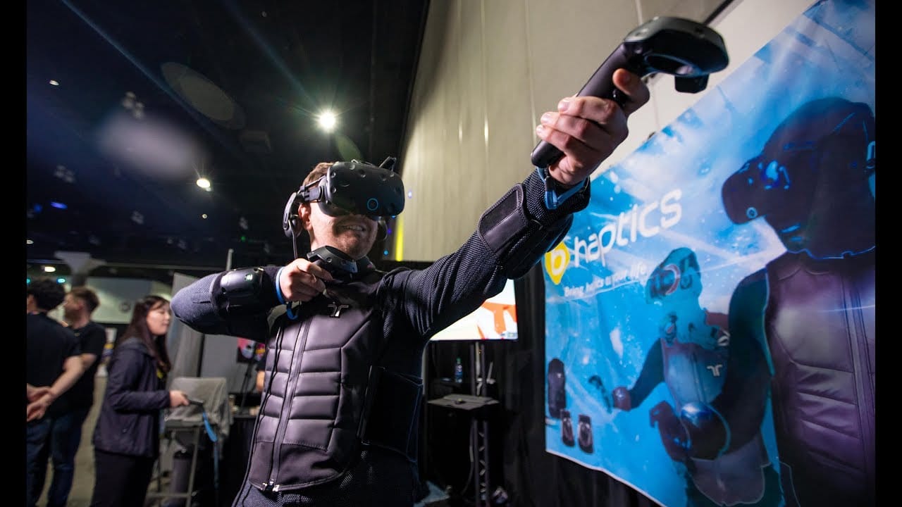 HTC VIVE @ VRLA 2018 - bHaptics