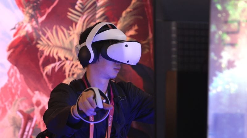 At the Consumer Electronics Show, gaming companies still bet big on virtual reality